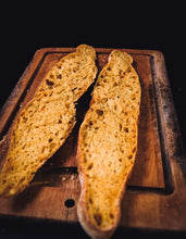 Încarcă imaginea în vizualizatorul Galerie, Baghetă albă cu maia, ardei iute si turmeric